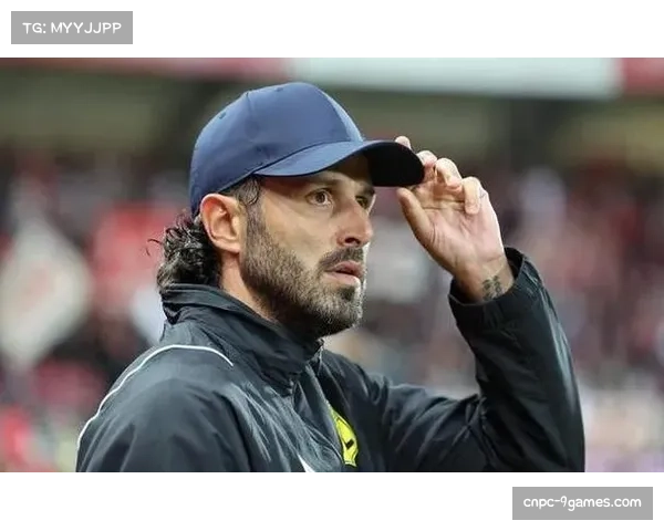 官方:萨索洛主帅因训练强度争议遭内部调查,球员称负荷过大